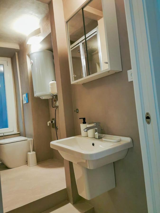 De Ville Guest House Genova Exterior foto
